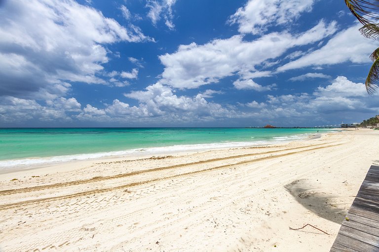 Condo Frente al Mar en el Centro