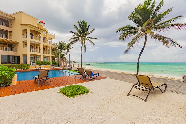 Condo Frente al Mar en el Centro