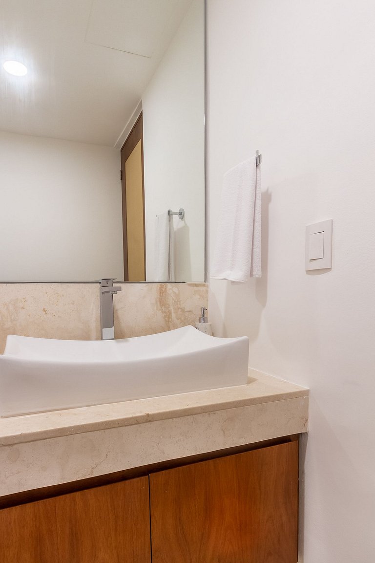 ¡Nuevo! Anah Village: Alberca, Gym, Golf