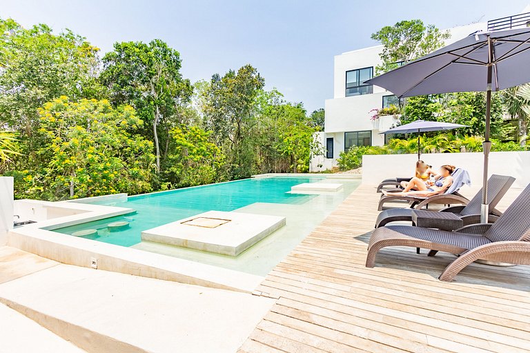 Un paraíso tropical con albercas, gimnasio y golf!