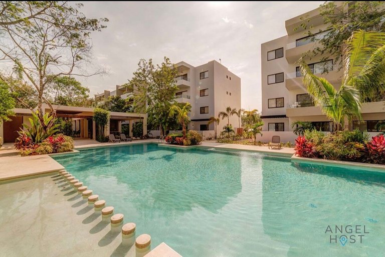 NEW Tranquil Stay, Onsite Pool, Gym and Playground