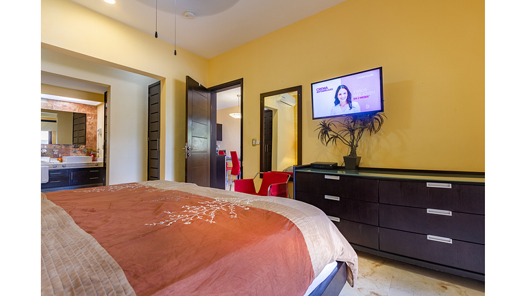 Condo Frente al Mar en el Centro