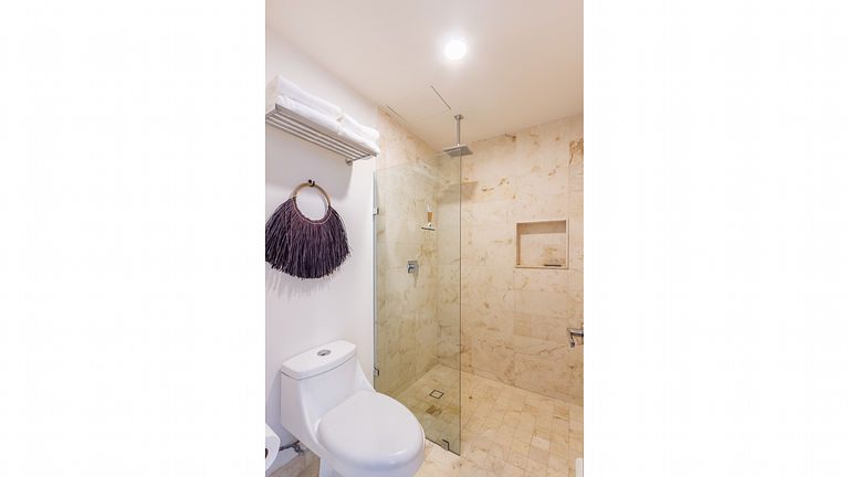 Un paraíso tropical con albercas, gimnasio y golf!