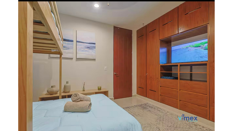 Casa Moderna con Alberca y Asador