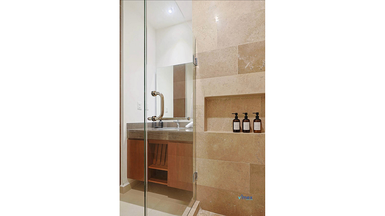 Casa Moderna con Alberca y Asador