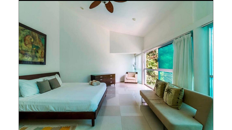 Luxury Villa in Playacar- Soaring ceilings, Pool