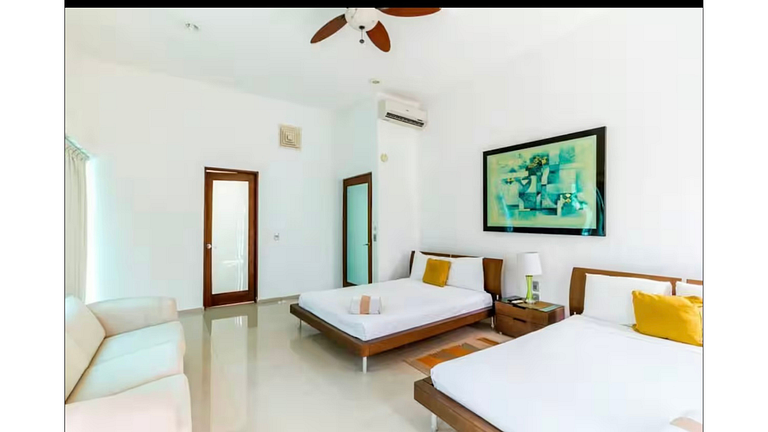 Luxury Villa in Playacar- Soaring ceilings, Pool