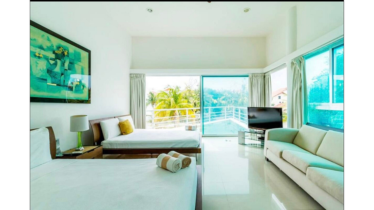 Luxury Villa in Playacar- Soaring ceilings, Pool