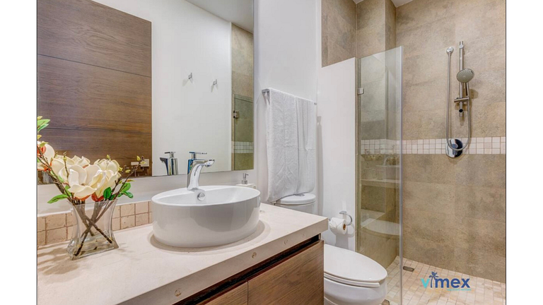 Stay at TAO, Pool, BBQ, Gym, Yoga, Beach 5min