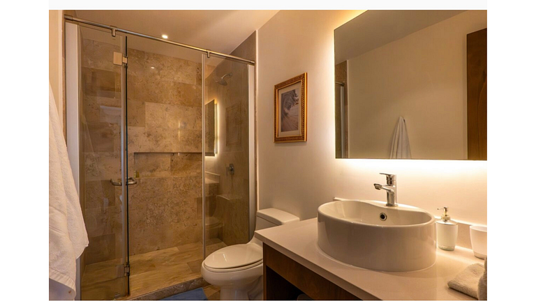 Condo Chic a 1 Cuadra de la 5ta