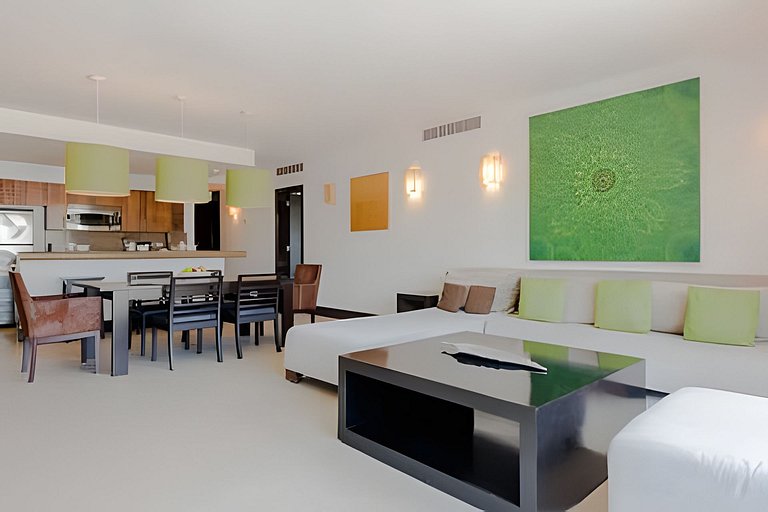 ATH114 · Aldea Thai w/Private Pool! Steps from the beach!