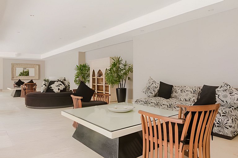 ATH114 · Aldea Thai w/Private Pool! Steps from the beach!