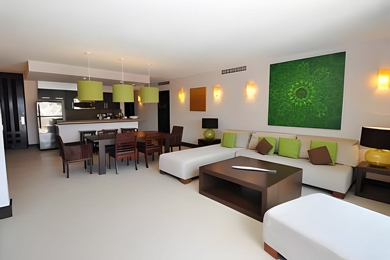 ATH114 · Aldea Thai w/Private Pool! Steps from the beach!